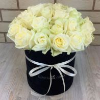 roses in a box armenia