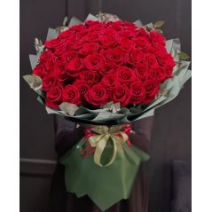 51 red roses bouquet